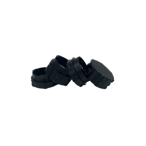 Four black custom weed grinder pieces stacked, ideal for cannabis enthusiasts. bestellen Sie Ihre eigenen online.